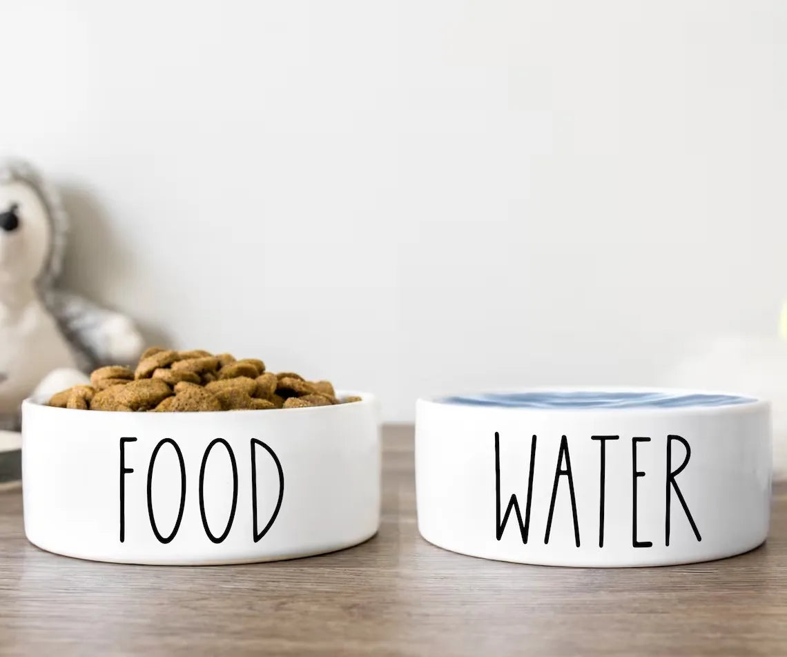 Royal Paws™ Personalisierter Keramik-Hundenapf – mit Namensgravur